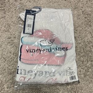 Vineyard Vines Christmas White Graphic Tee